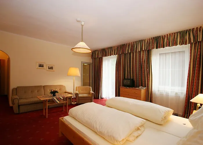 Alber Hotel 3*